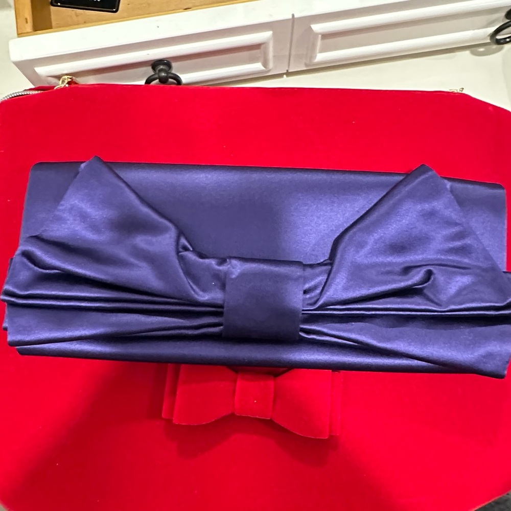 Valentino Garavani Satin Clutch – Vintage Style / very good Condition